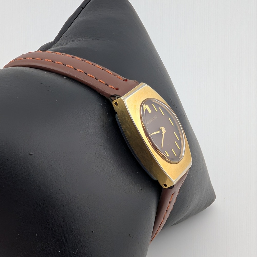 Vintage Seiko Chocolate Brown Dial Oval Mechanical Watch Gold Tone 11-7039 - Picture 6 of 10